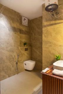 Host Jatin Lauxry pent house kasauli hill crest 7oI827o7o3 - 2