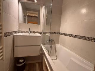 Les Angles - Studio Cabine 4 Pers - Balcon Vue Lac - FR-1-758-45 - 3