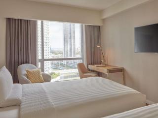 Novotel Suites Manila at Acqua - 1