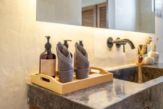 1BR Coastal Apartment AIR in Seseh w Spa Access -  - 5