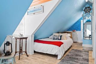The Crow's Nest Historic downtown Studio 1bd 1ba - 6