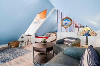 The Crow's Nest Historic downtown Studio 1bd 1ba - 1