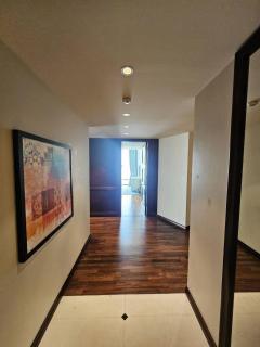 Apartment in the heart of Dubai - in Burj Khalifa - 2
