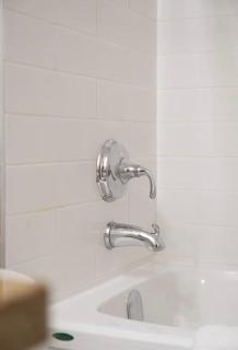 Stylish Home in Van West Side Near YVR&DT - 4