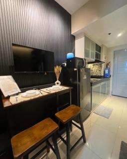 Aayah Staycation condo & Hotel - 4