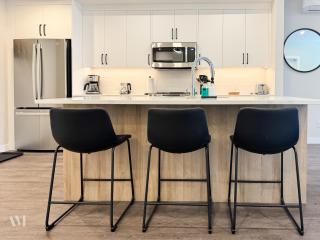 Paradise Point - Hot Tub & Mountain Views - 7