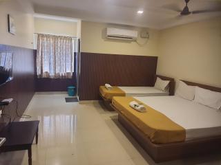 Santhosh Inn - 6