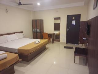 Santhosh Inn - 7