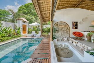 Damai Villa 2BR Modern Tropical Escape in Canggu - 6