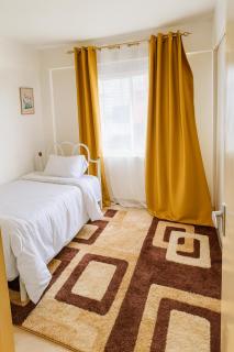 Nyumbani Luxe - 3 Bedroom House In Buruburu - Ample Parking, Serenity, Wifi, Family and Pets Allowed, Workspace, Views And Aesthetics - 2