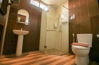 Hotel Adilla Syariah Ambarukmo - 8