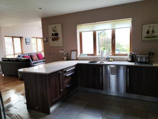 Stylish 4 bedroom house By The Sea - 1