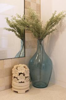 Beachfront Studio Fabulous Location - 6