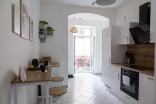 Friendly City Apartment - 0