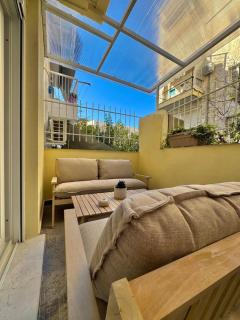 Uptown Urban Bliss - 6