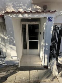 Uptown Urban Bliss - 3