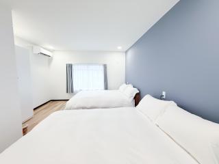Osaka Large House 13Guests 5BR 3Bath 3Shower - 0