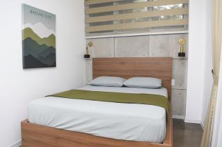 New!! Ciudad Grande Lofts with Free Wifi Hot Water Parking 2 Bedroom Mountain View - 4