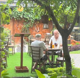 Airport J Dream Garden & Restaurant - 5