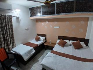 Kashvi Home Stay - 6