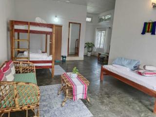 HURGEN Stay & Backpacker Hostel - 5