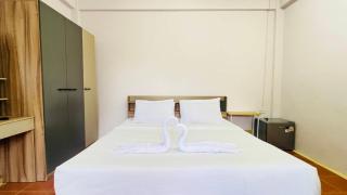 Daisy House Patong - Patong Beach - 2