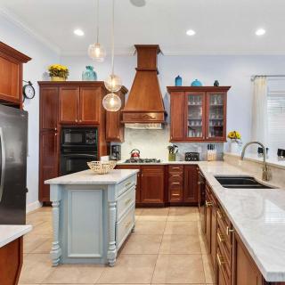 W410 - Gorgeous Golf-View Villa with Galactic Themed Bedroom at Reunion - 9