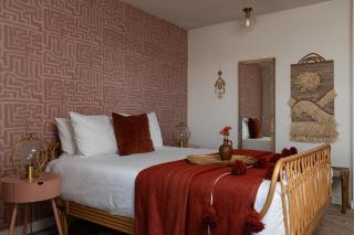 Stylish, Spa, Cowboy Pool Flamingo Social Club - 4