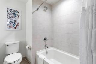 Four Points by Sheraton Newark Airport - 1