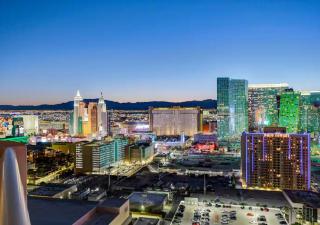 30th Floor Strip Views MGM Signature - 0