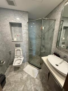 The Majesty Landmark 81 Residence - 5