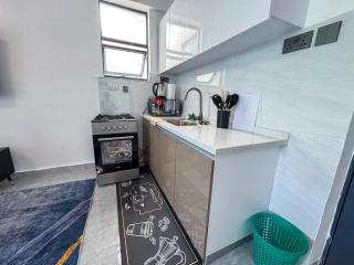 Aesthetic Homes With City Views Yaya Center - 8