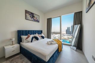 Stunning Full Burj Khalifa and Fountain View Apartment - 8
