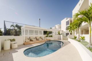 Bay Royal Apartment 2 - Opposite Main Beach & Heated Pool! - 7