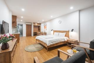 Sweet Home w Elevator in the Old Quarter - 4