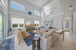 The Oasis at Palmetto – Coastal Chic Retreat w Heated Pool Spa Balconies Steps to Beach - 8