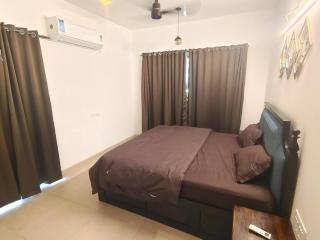 1 Bedroom near Baga Beach Pool & Balcony - 1