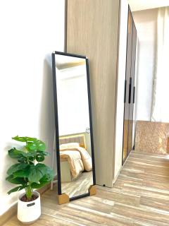 Classy studio with balcony - 5