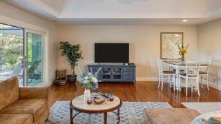 Pool Hot Tub Fairway Views Quick Bike Ride to Beach Loblolly Retreat by Avantstay - 3