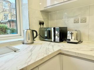 Long Term Comfort - 2BR Charming Home - 9