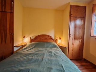 Calideza inigualable- Rústico, eficiente y con jardín - Isard 1 - 3