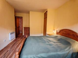 Calideza inigualable- Rústico, eficiente y con jardín - Isard 1 - 2