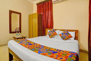 FabHotel 4 Pillar - 1