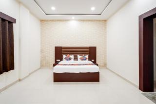 FabHotel Palm Bliss - 2