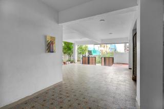 FabHotel Pavis Inn - 1