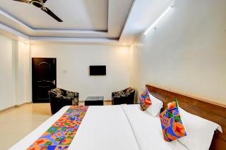 FabHotel Pushpa Grand - 6