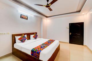 FabHotel Pushpa Grand - 3