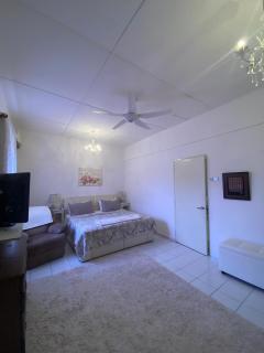 Laman Qurattu A'yun - 1