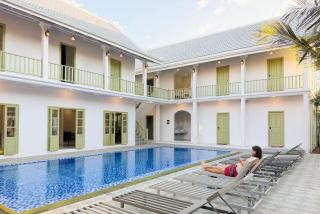 White Elephant Hostel - 8