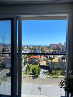 Apartamento moderno com 2 quartos, a 800m da praia Jurerê Internacional - Florianópolis - 7